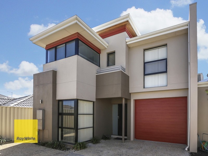 3/2 Dana Way, Madeley WA 6065