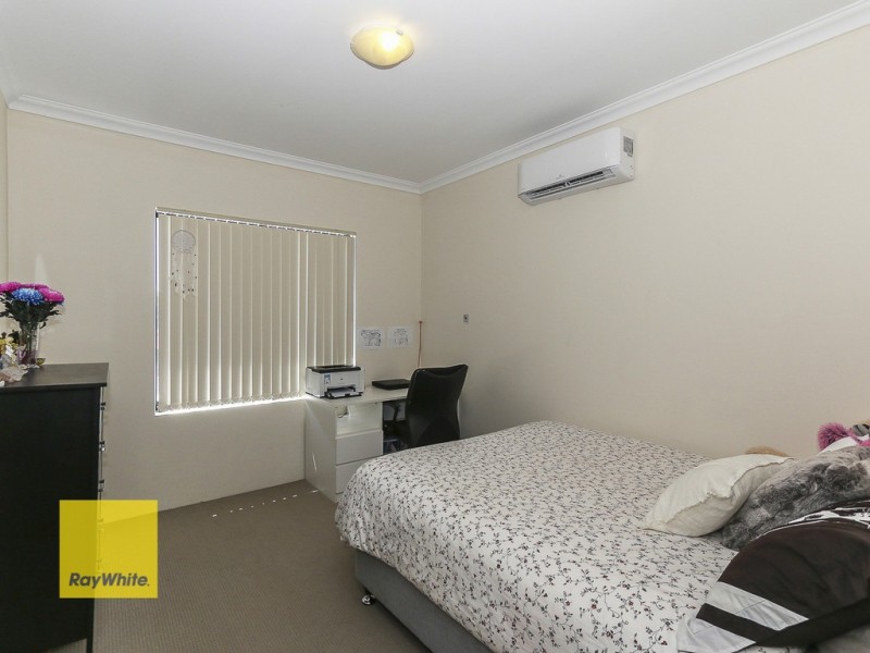 3/2 Dana Way, Madeley WA 6065