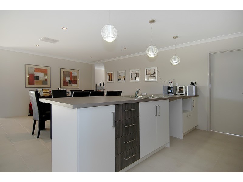 6 Impington Rd, Butler WA 6036