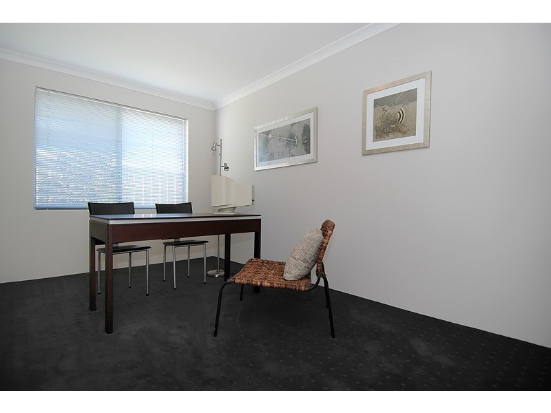 6 Impington Rd, Butler WA 6036