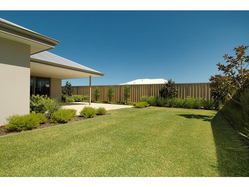 6 Impington Rd, Butler WA 6036