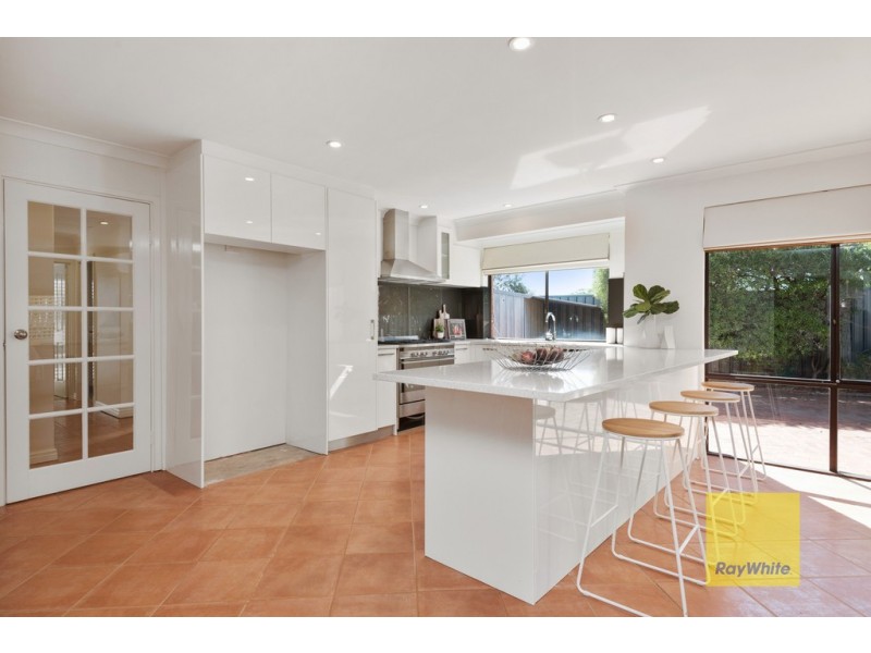 19 Fawkner Gardens, Hillarys WA 6025