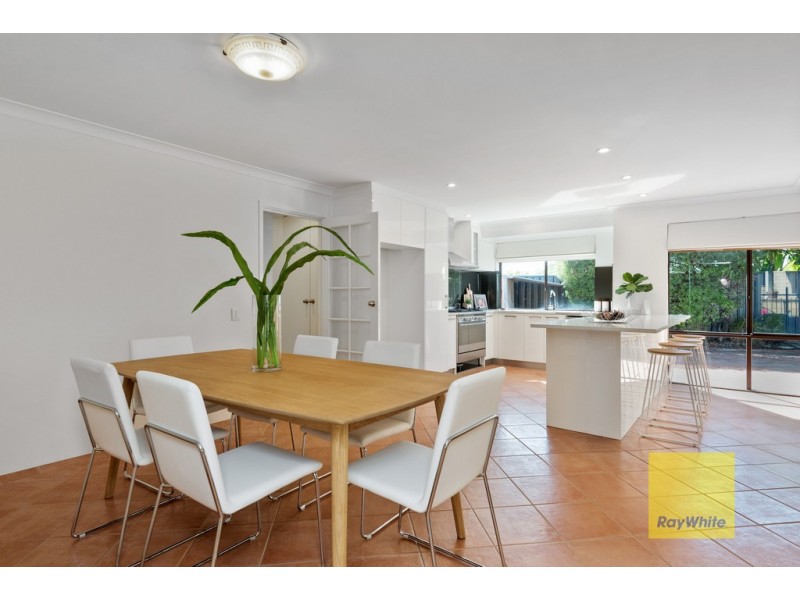 19 Fawkner Gardens, Hillarys WA 6025