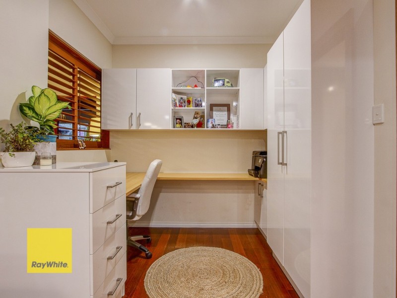 15 Glenvista Way, Madeley WA 6065