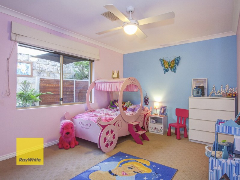 15 Glenvista Way, Madeley WA 6065