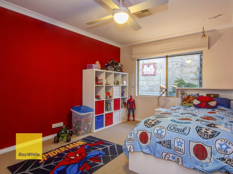 15 Glenvista Way, Madeley WA 6065