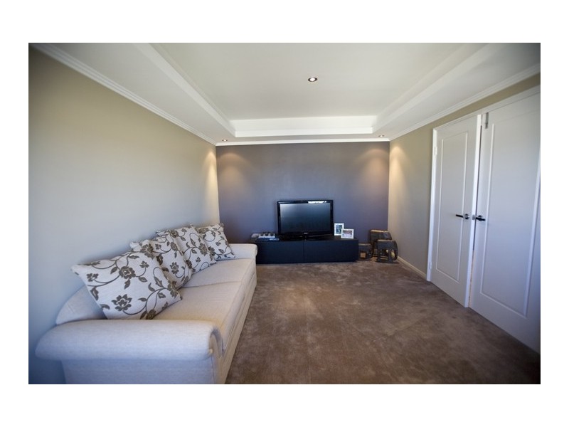 10 Fourmile Ave, Burns Beach WA 6028