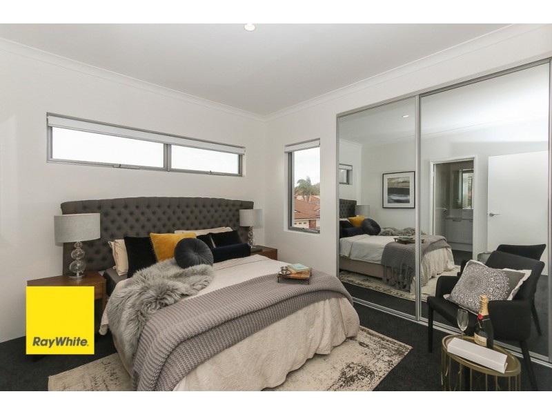 11 Royal Scot Loop, Currambine WA 6028