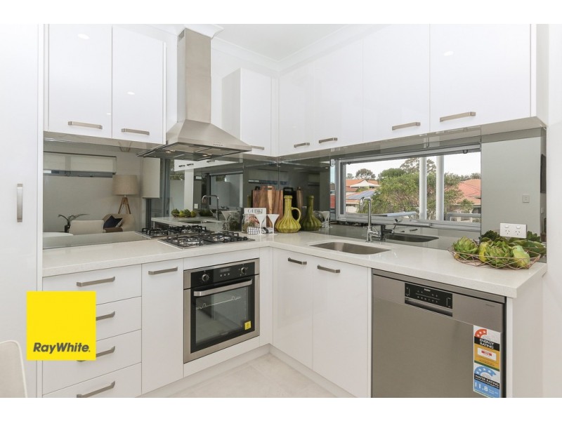 11 Royal Scot Loop, Currambine WA 6028