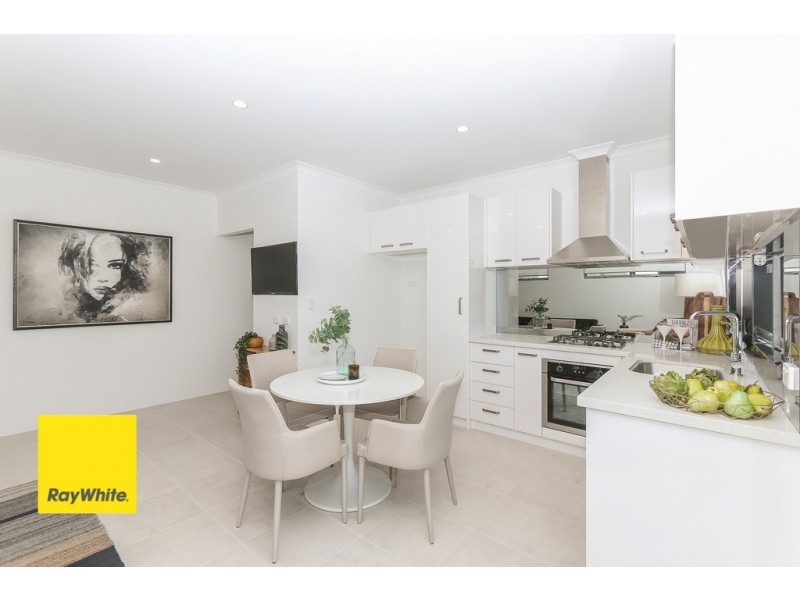 11 Royal Scot Loop, Currambine WA 6028