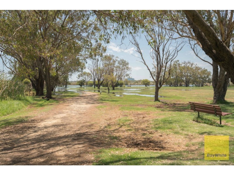 80/99 Herdsman Parade, Wembley WA 6014