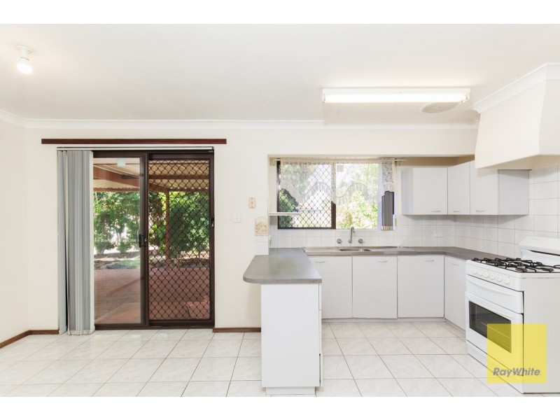 16 Salween Place, Beechboro WA 6063