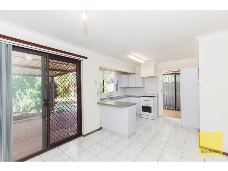 16 Salween Place, Beechboro WA 6063