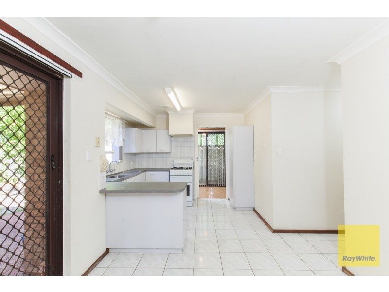 16 Salween Place, Beechboro WA 6063