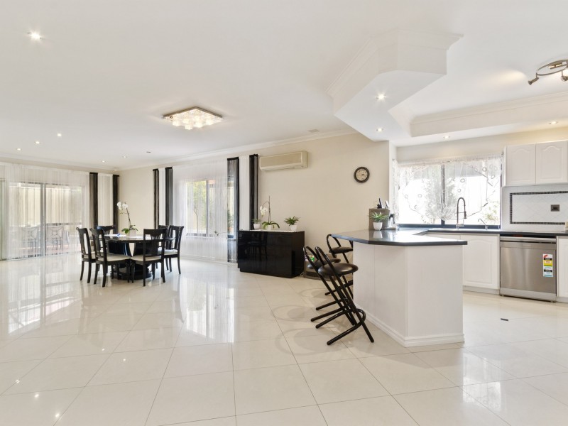 35 Russell Road, Madeley WA 6065