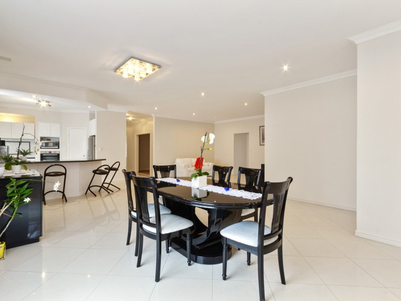 35 Russell Road, Madeley WA 6065