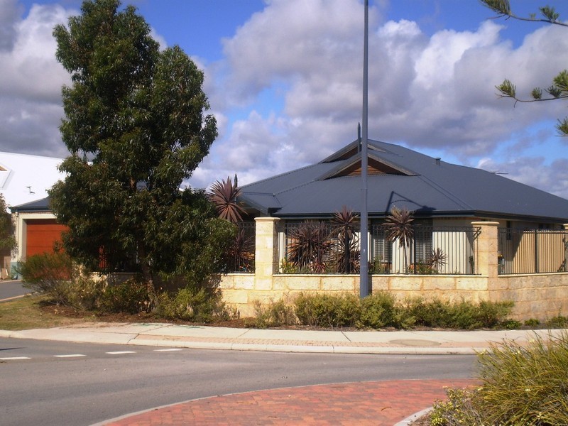 2 RUPARA CIRCLE, Quinns Rocks WA 6030