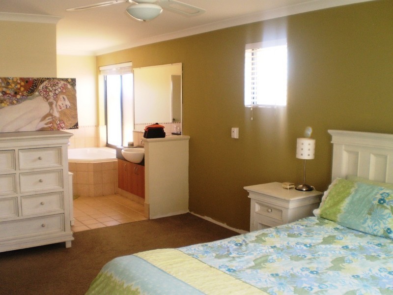 2 RUPARA CIRCLE, Quinns Rocks WA 6030