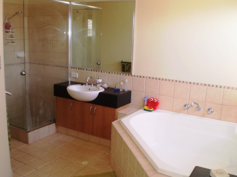 2 RUPARA CIRCLE, Quinns Rocks WA 6030