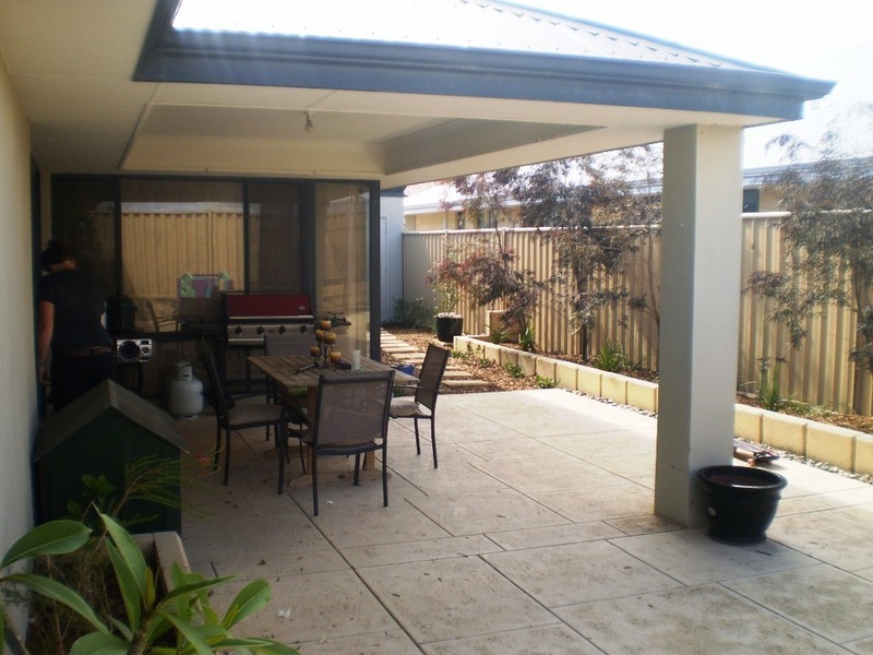 2 RUPARA CIRCLE, Quinns Rocks WA 6030