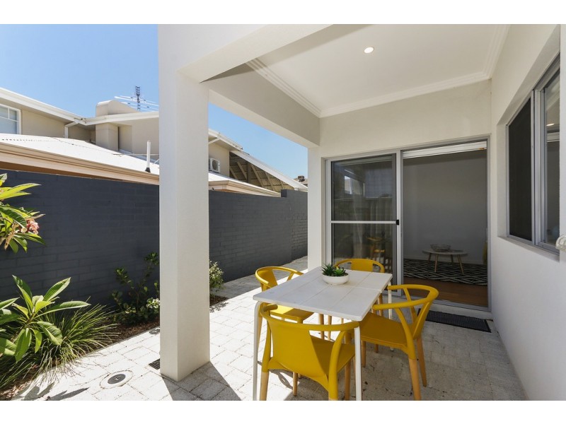 17B Strathyre Drive, Duncraig WA 6023