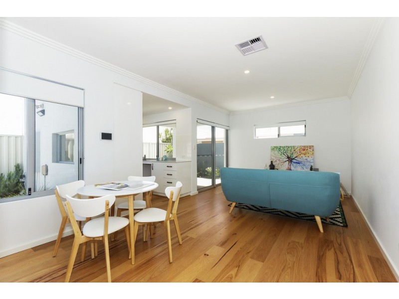 17B Strathyre Drive, Duncraig WA 6023