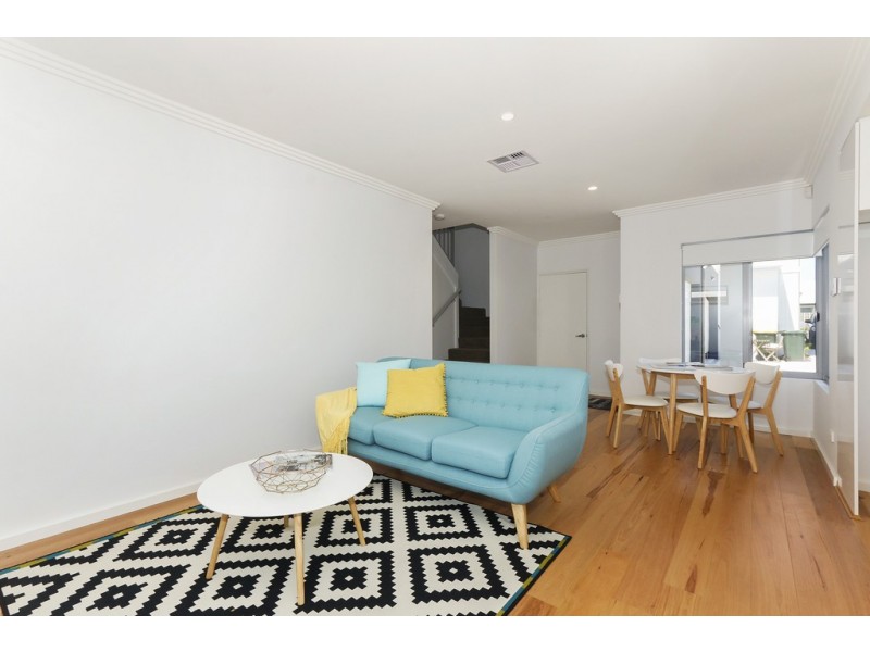 17B Strathyre Drive, Duncraig WA 6023