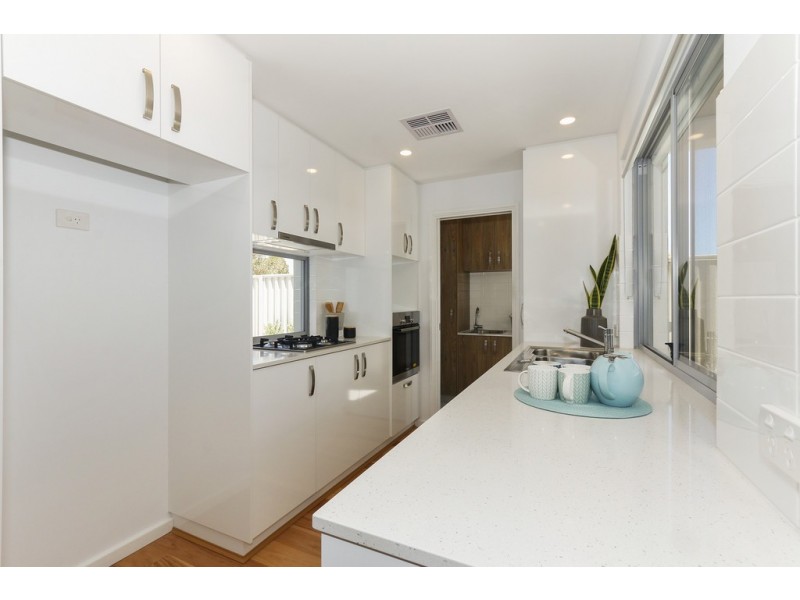 17B Strathyre Drive, Duncraig WA 6023