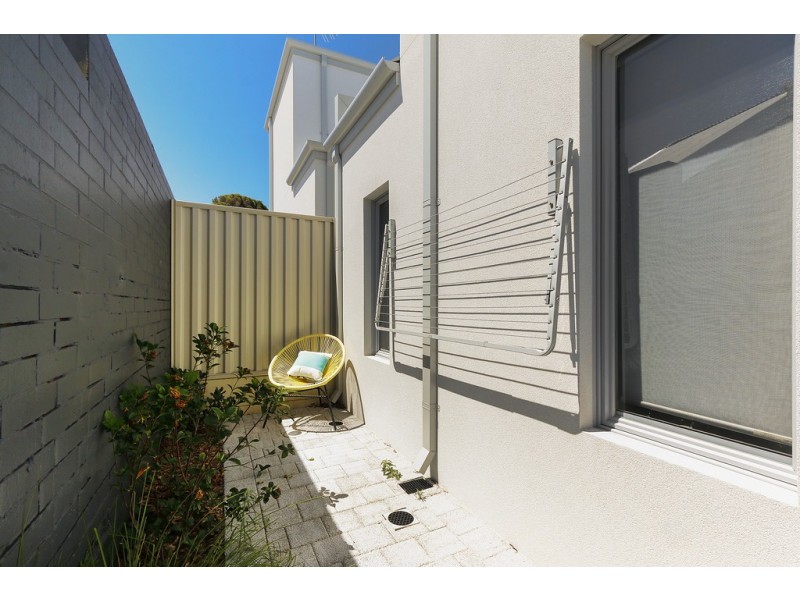 17B Strathyre Drive, Duncraig WA 6023