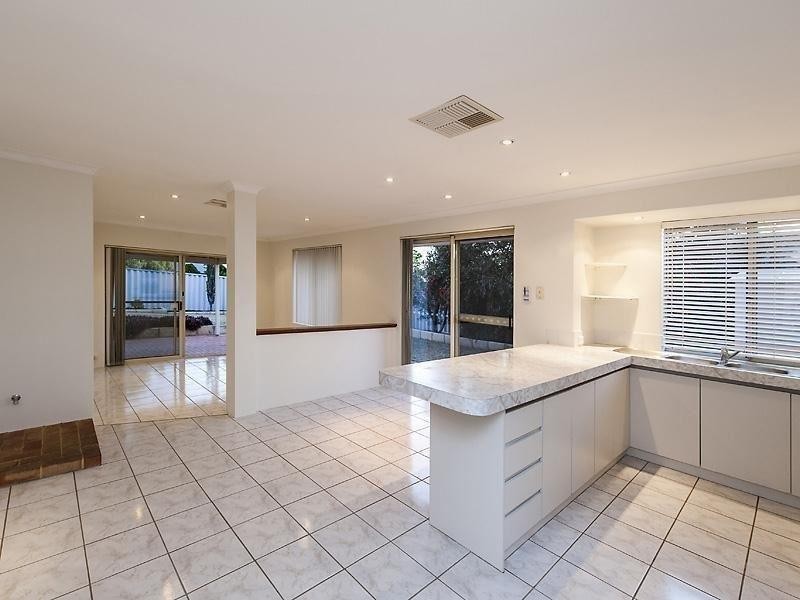 20 Goyder Elbow, Merriwa WA 6030