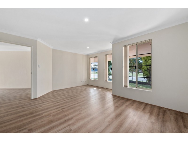 17a Batavia Place, Kallaroo WA 6025