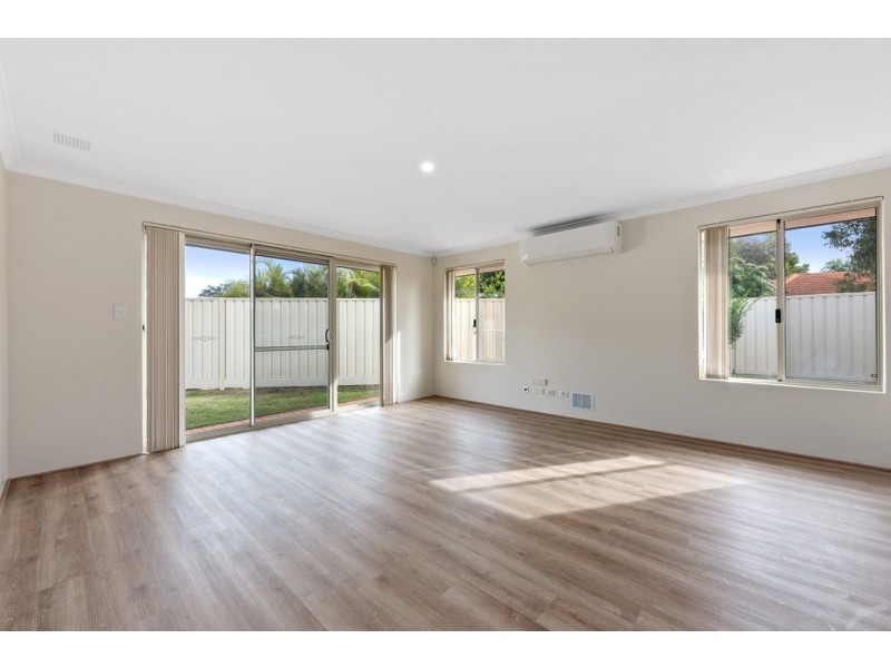 17a Batavia Place, Kallaroo WA 6025