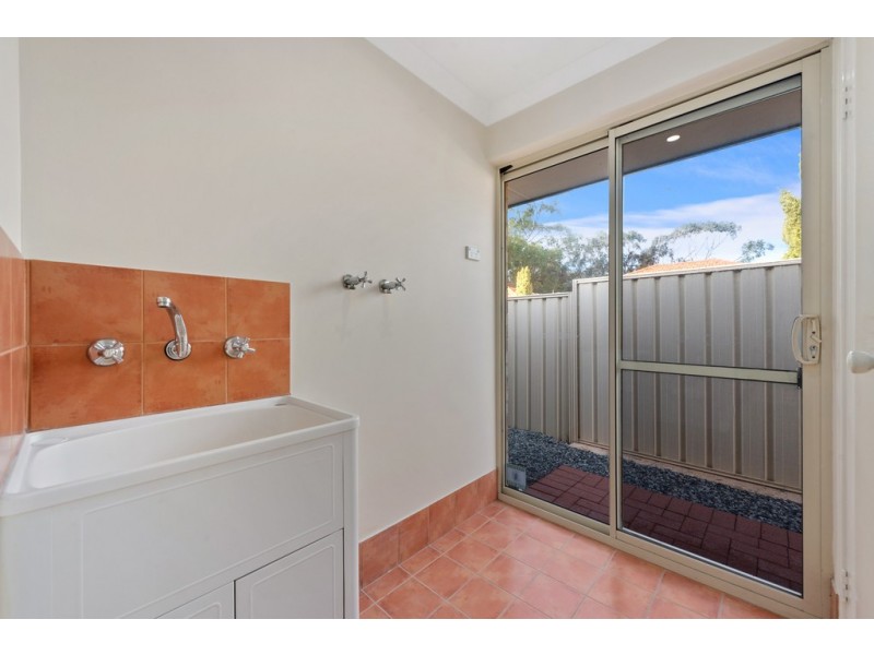 17a Batavia Place, Kallaroo WA 6025