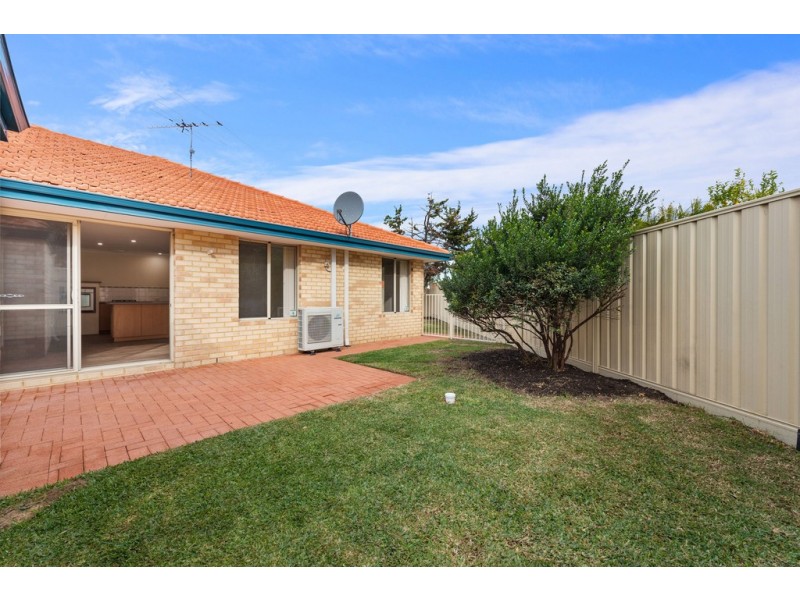 17a Batavia Place, Kallaroo WA 6025
