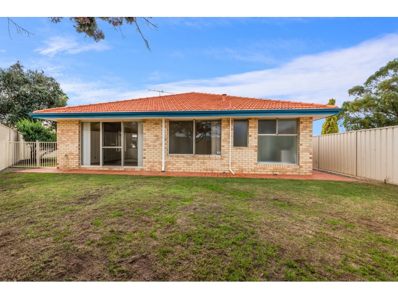 17a Batavia Place, Kallaroo WA 6025