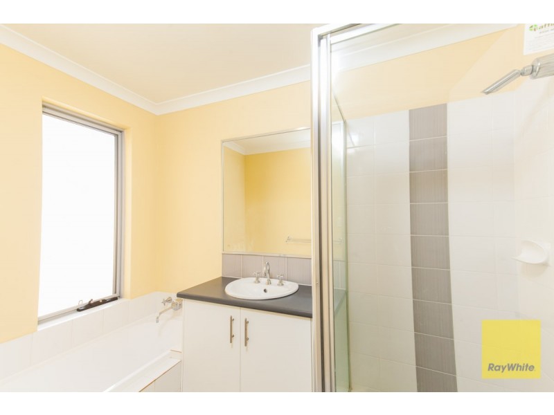 31 Harford Way, Girrawheen WA 6064