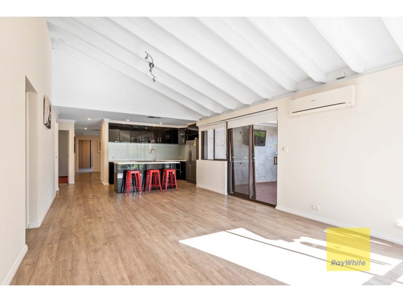 5 Blight Court, Kingsley WA 6026