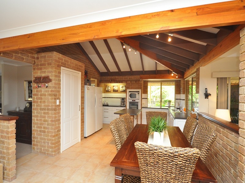 9 Clapton Court, Kingsley WA 6026