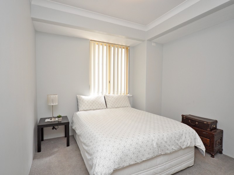 9 Clapton Court, Kingsley WA 6026