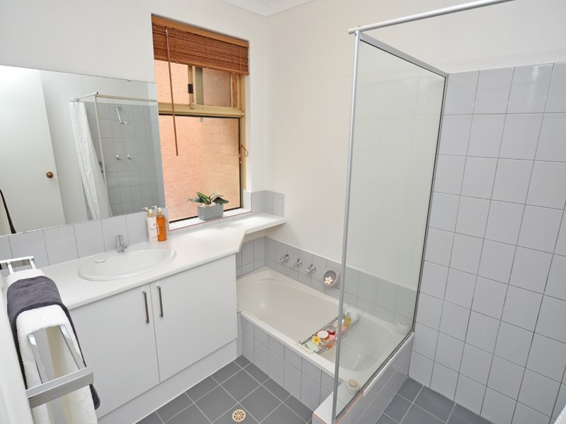 9 Clapton Court, Kingsley WA 6026