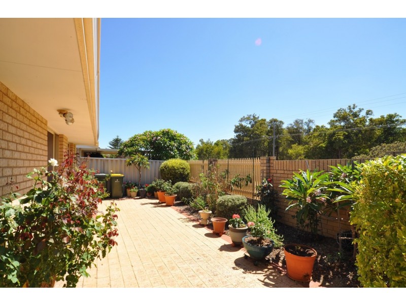 4/169 Goollelal Drive, Kingsley WA 6026