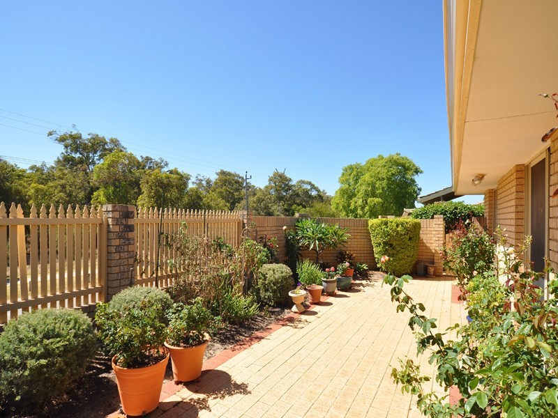 4/169 Goollelal Drive, Kingsley WA 6026