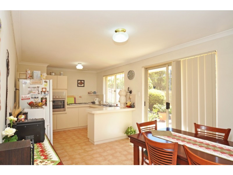 4/169 Goollelal Drive, Kingsley WA 6026