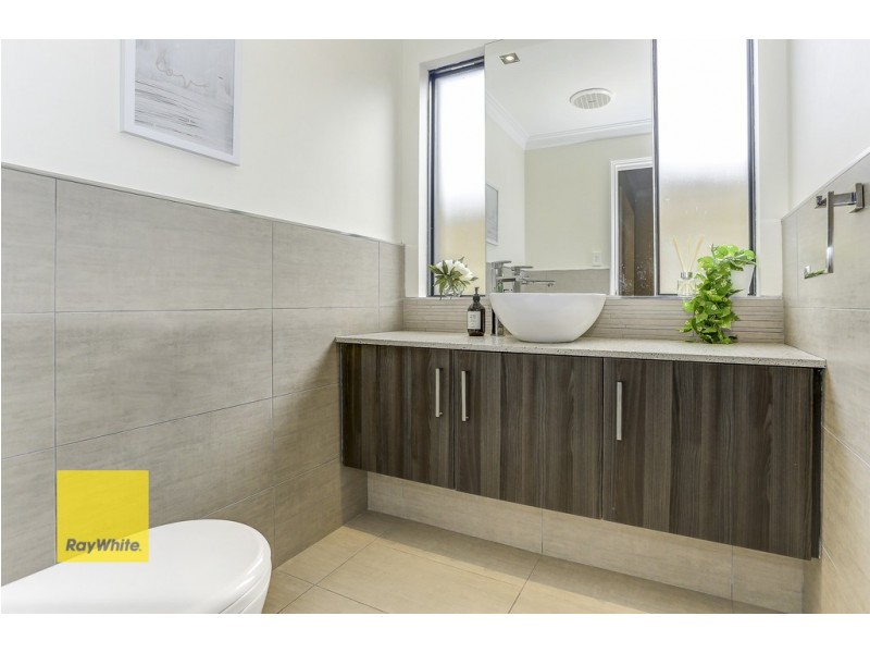 56 Oakdene Drive, Madeley WA 6065