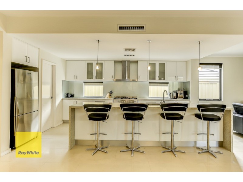 56 Oakdene Drive, Madeley WA 6065