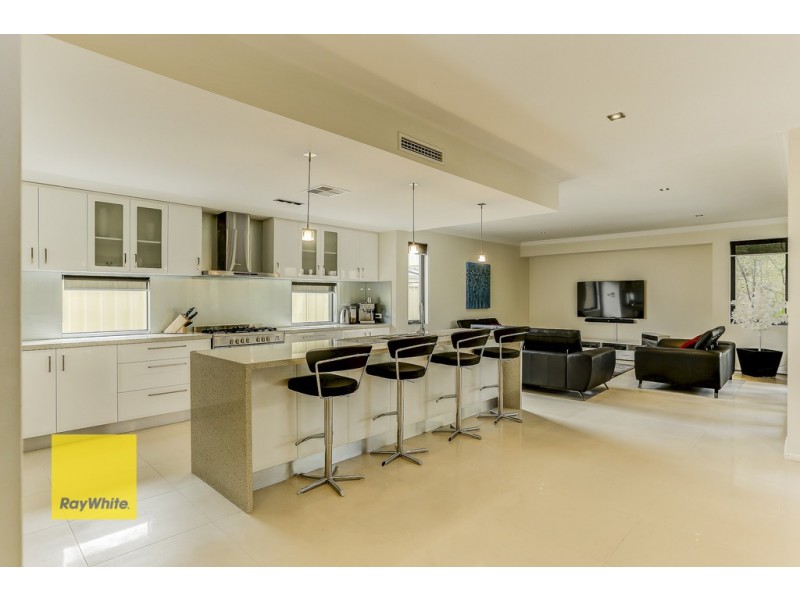 56 Oakdene Drive, Madeley WA 6065