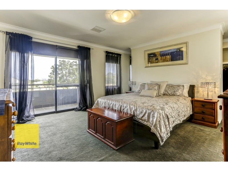 56 Oakdene Drive, Madeley WA 6065