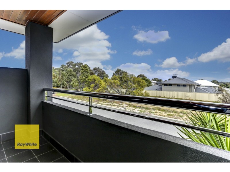 56 Oakdene Drive, Madeley WA 6065