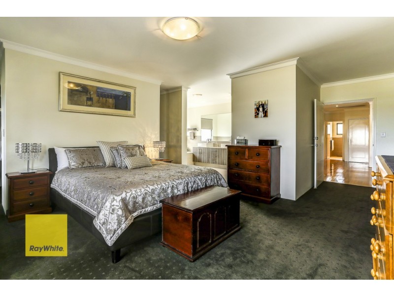 56 Oakdene Drive, Madeley WA 6065