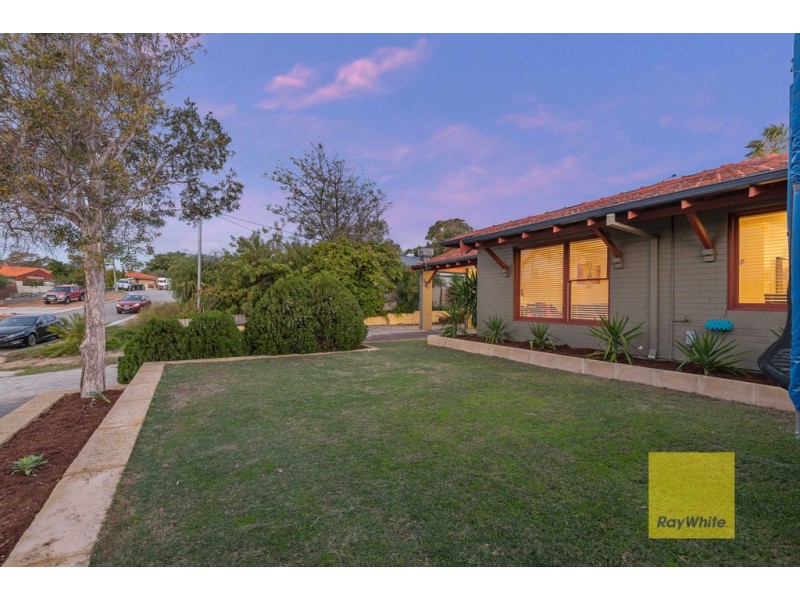 4 Wells Place, Padbury WA 6025